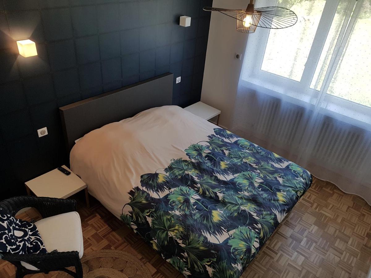 La Belle Jaune- Bed And Breakfast Moulins-les-Metz Exterior foto